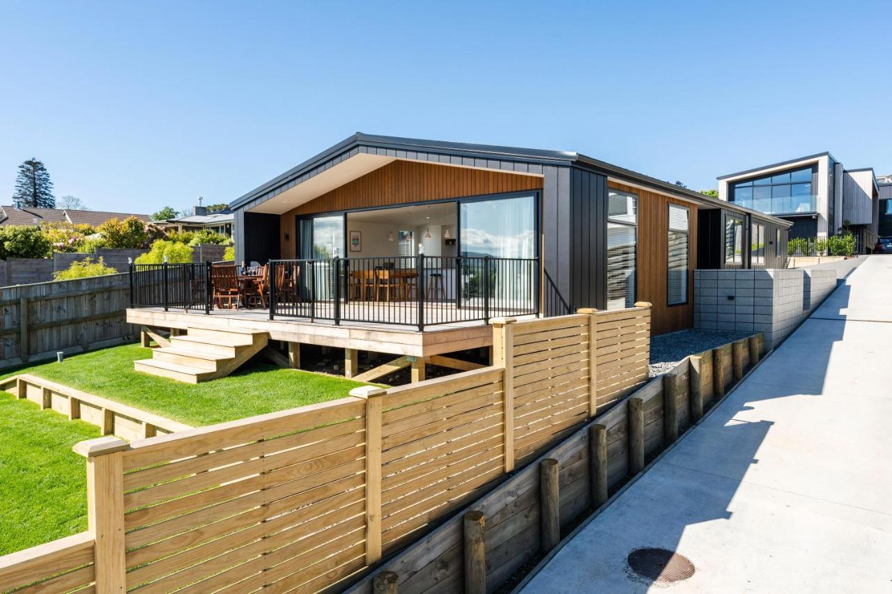 Lakeview Terrace - Taupo Holiday Home المظهر الخارجي الصورة
