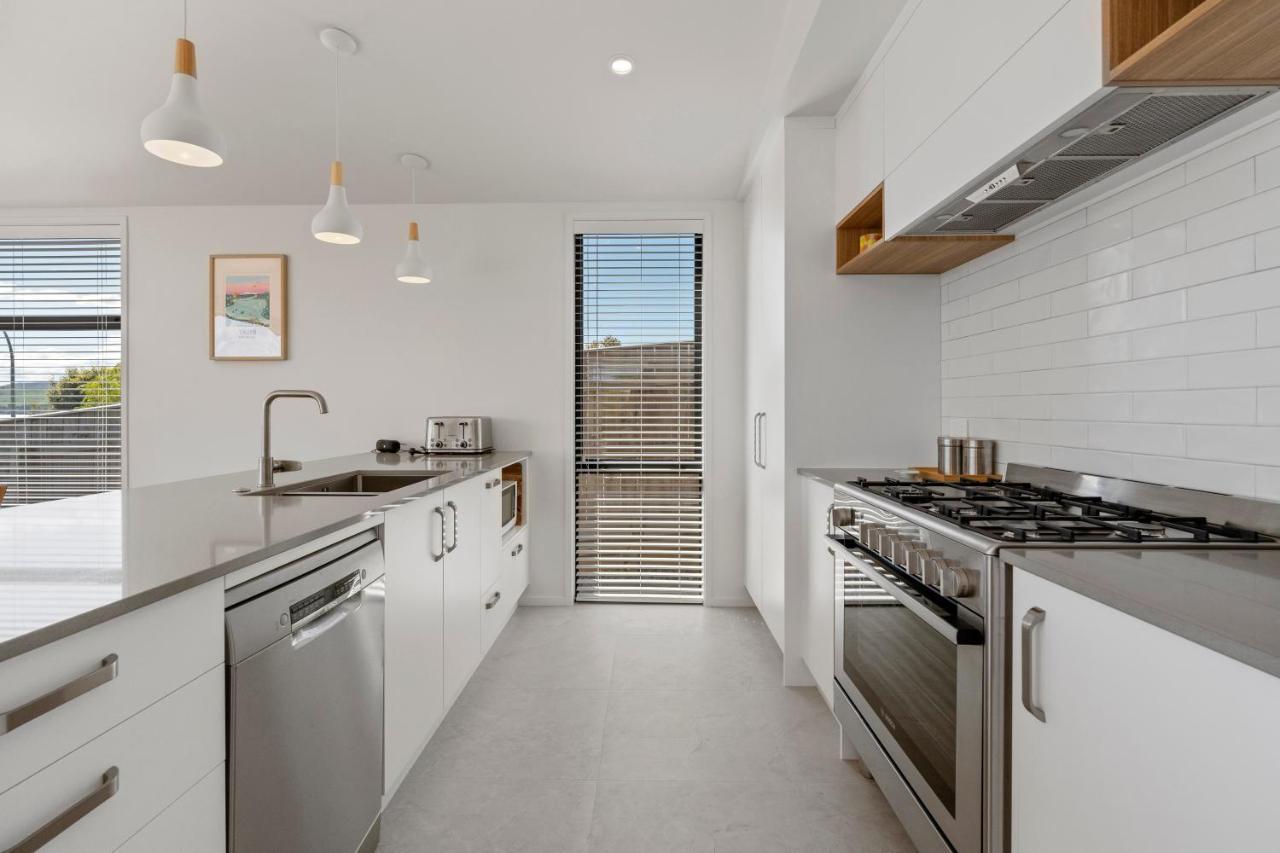 Lakeview Terrace - Taupo Holiday Home المظهر الخارجي الصورة