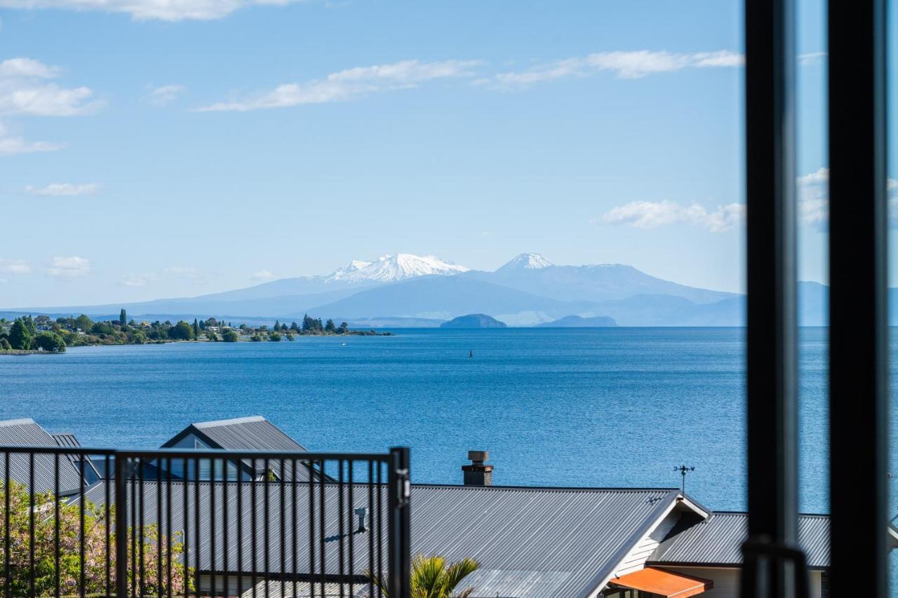 Lakeview Terrace - Taupo Holiday Home المظهر الخارجي الصورة